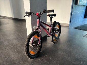 Detsky bicykel Cube Cubie 16” (+bocne - pomocne kolieska) - 2
