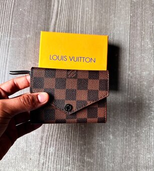 Louis Vuitton - 2