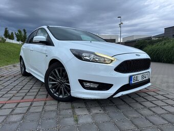 Ford Focus 1.5 EcoBoost ST-Line - 2