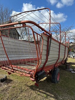 Samozberací voz - 2