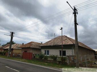 Gazdovský dom s dvomi prístupmi na 1310 m2  pozemku v Čate - 2