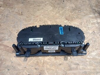 VW Passat B7 Budíky - 2