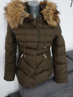 Damska kvalitna  bunda velkost  38_40 - 2