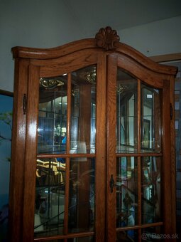 Vitrínka rohova - 2