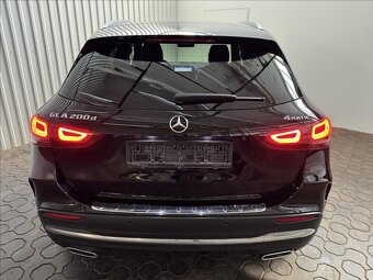 Mercedes Benz GLA 200d 4matic AMG - 2