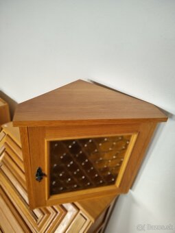 Rustikální police,nábytek s příbehem. - 2