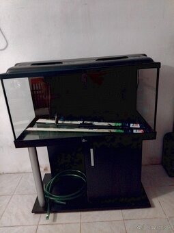 Akvárium+skrinka - 2