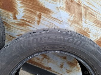 Celoročné pneumatiky 215/60 R17 - 2