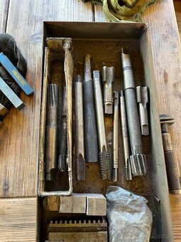 Vrtaky na sustruh, Frézy - 2