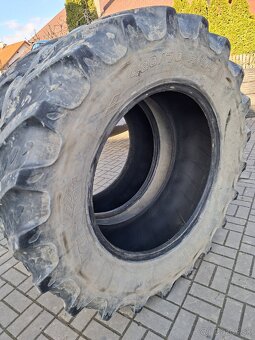 Predam traktorove pneumatiky 480/70 R34 - 2