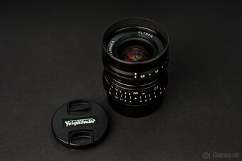 Voigtländer Ultron 2/28. Leica LM. - 2