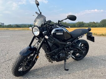 Yamaha XSR 900 - 2