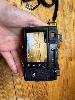 Fuji X100F - 2