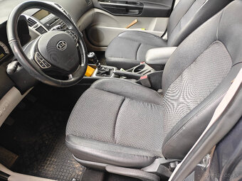 Kia Ceed Sw, 104tis Km, Servis len KIA, Zimné a Letné kolesá - 2