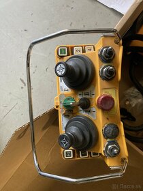 dialkovy radiovy ovladac putzmeister cifa schwing - 2