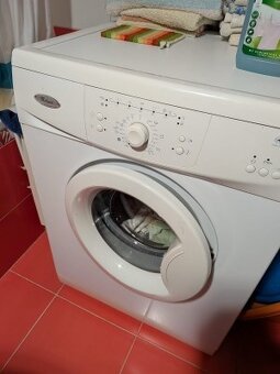 Práčka Whirlpool - 2