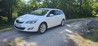 Opel astra ST 2.0 Cdti 121 kW kombi - 2