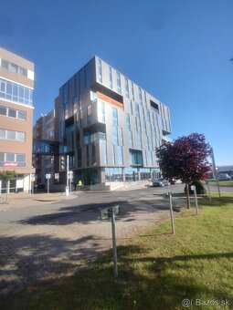 Kancelárske/Admin priestory - Moldavská cesta - 50m2 a viac - 2