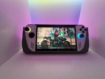 ASUS ROG Ally Z1 Extreme - 2