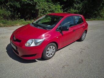 Toyota Auris 1.4 Benzín 71kw R.V.2008 - 2
