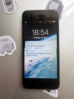 iPhone SE 2016 - 2