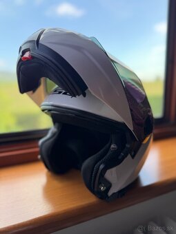 LS2 Strobe - 2