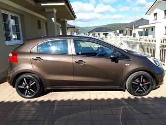 Kia Rio - 2