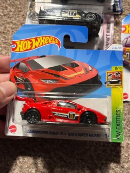 Hotwheel, Escort, Huracan, MB 560 SEC - 2
