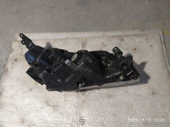 Ľavé predné svetlo Suzuki Vitara III 100-18095 - 2