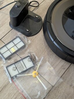 Robotický vysávač Roomba - 2
