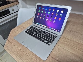 MacBook Air (13-inch, 2017) /intel Core i5/8GB RAM/128GB SSD - 2