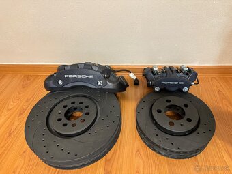 Brembo Porsche brzdové strmene/ kotúče - 2