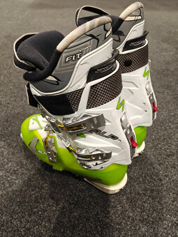 SKIALPOVÉ LYŽIARKY LOWA 43-44,5EUR - 2