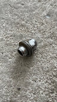 Matice Mitsubishi pajero. - 2