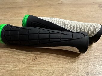 Syncros gripy - 20mm - 2