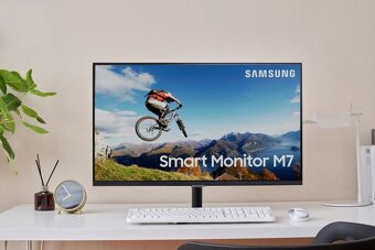 32" Samsung Smart M7 - 2
