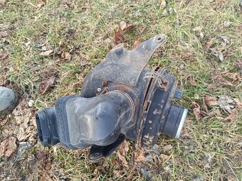 Filterbox Mitsubishi Pajero mk1 - 2