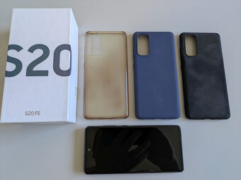 Predám Samsung Galaxy S20 FE - 2
