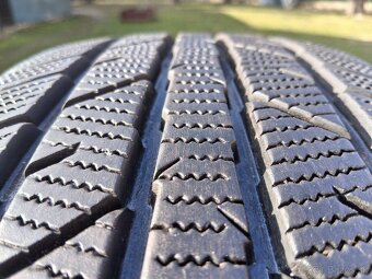 205/60 r16 zimne pneumatiky - 2