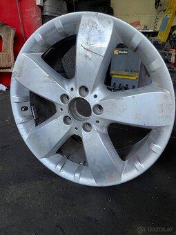 Mercedes Elektrony - 2