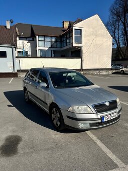 Škoda Octavia - 2