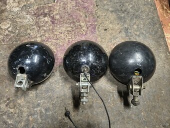 Nepoužité Cúvacia svetlo, hmlovka - 2