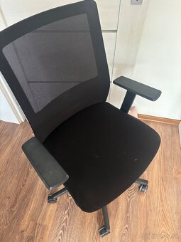 Kancelárska čierna stolička - 2