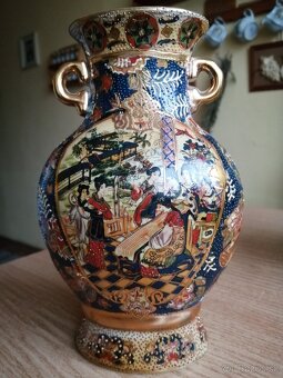 Stará čínska váza - 2