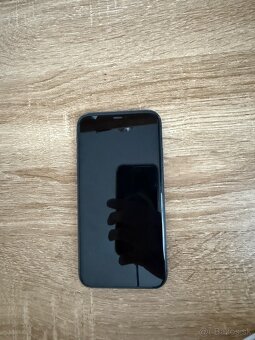 Apple iPhone 11 64GB Black - 2