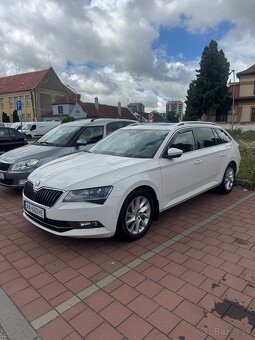 Predám Škoda Superb combi manuál 4x4 - 2