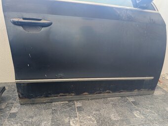Dvere na VW passat B6 - 2