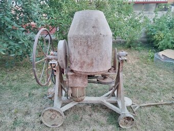 robusná miešačka - 2