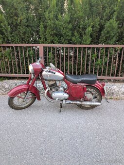 Jawa 250 353 kyvačka - 2