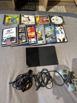 Playstation 2 slim - 2